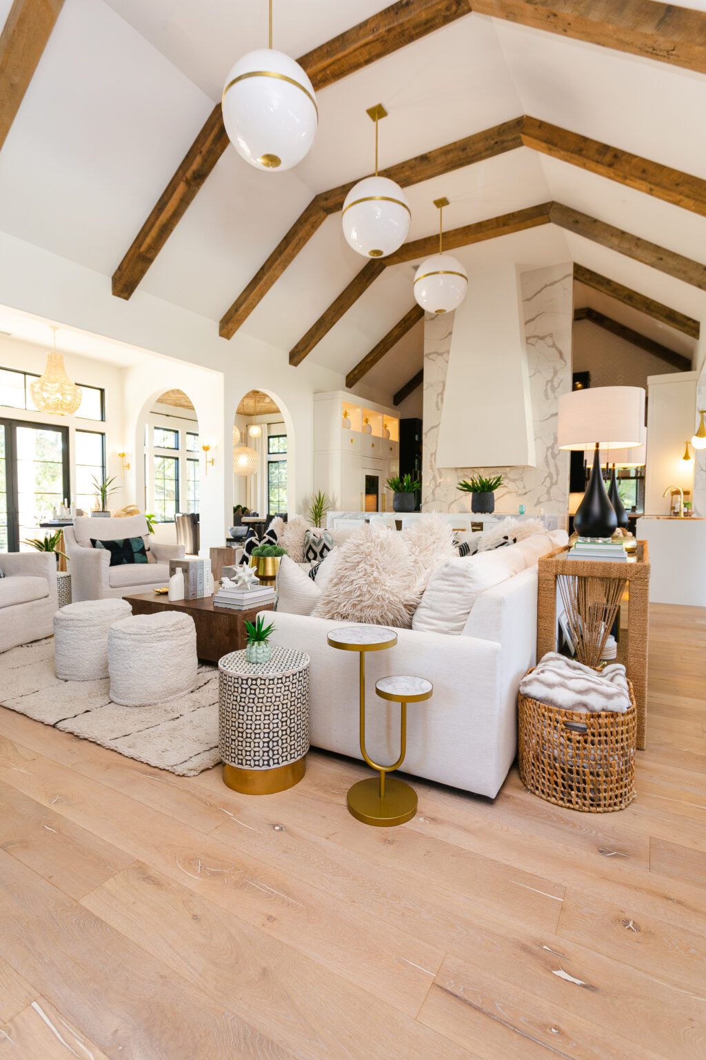 Living Like Steven Shell - Charleston Home + Design Magazine, Home ...